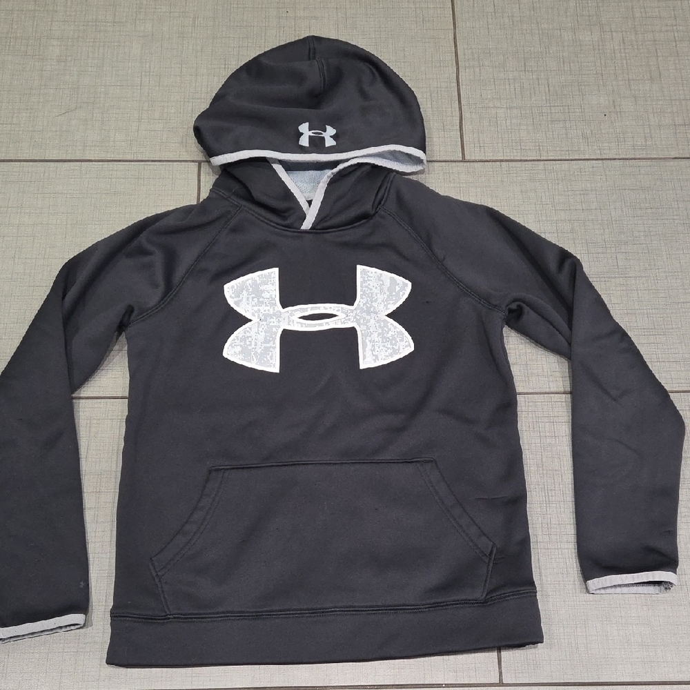 Under Armour Black Hoodie Medium